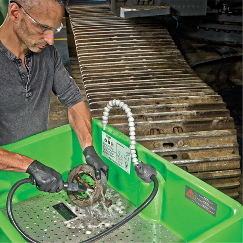 Solution Ultra, Baril Kelford