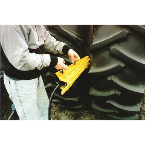 Pro Series Dual Agricultural Hydraulic Bead Breaker Kelford
