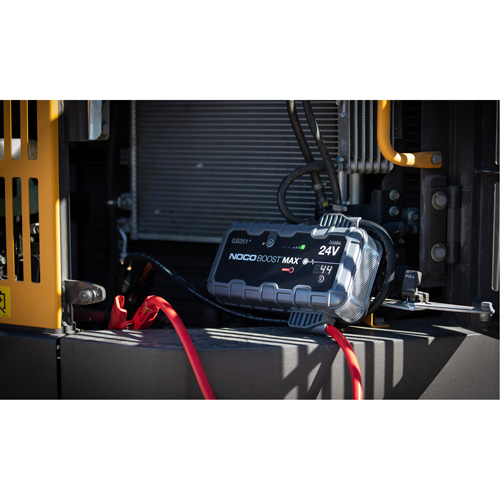 GB251+ Boost&reg; Max Jump Starter Kelford