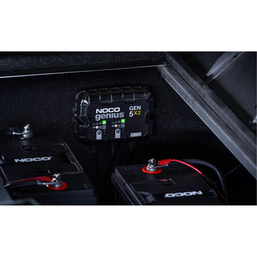 Chargeur de batterie embarqu&eacute; &agrave; 2 sorties de 10 amp&egrave;res Gen5X2 Genius Kelford