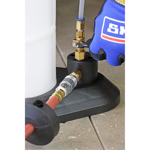 Extracteur de liquide PneumatiVac Kelford