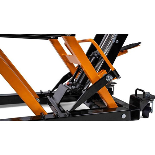 Cric pour VTT et motos, 0,75 tonnes Capacit&eacute;, 4-2/3" Abaiss&eacute;e, 14-1/2" &eacute;lev&eacute;e, Hydraulique &agrave; main Kelford