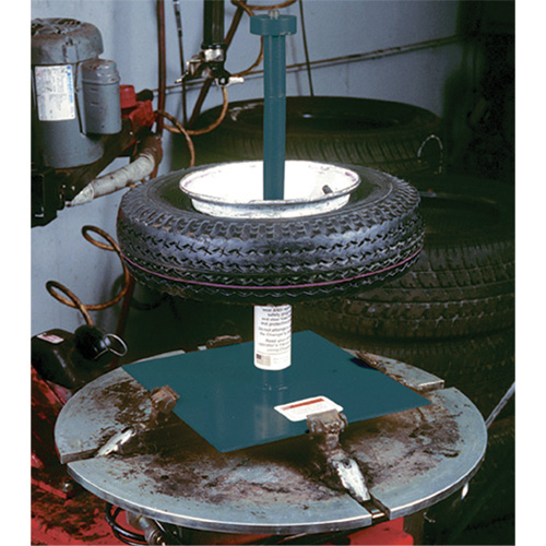 &eacute;tabli T600 / pince de montage sur bordure Kelford