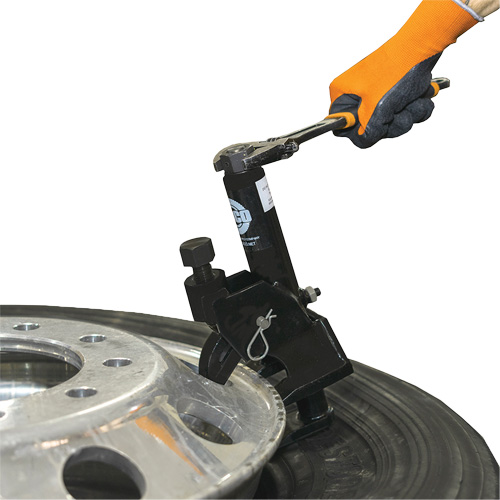 Manual Bead Breaker Kelford