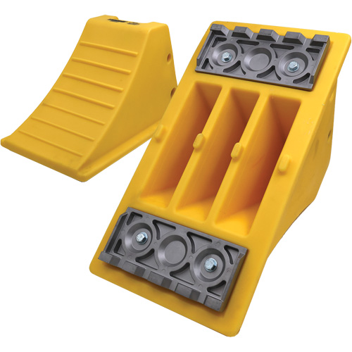 40 Ton Large Equipment Wheel Chock with Aluminum Cleats, Urethane, Yellow Kelford
