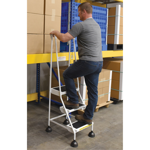 &eacute;chelles Stop-Step, 3 marches, Largeur de la marche 16", Hauteur de la plateforme 28-11/16", Acier Kelford