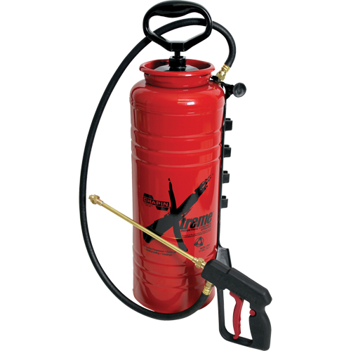 Vaporisateur de b&eacute;ton industriel Xtreme avec perche antigoutte, 3,5 gal. (13,25 L), Acier, Lance de 24" Kelford