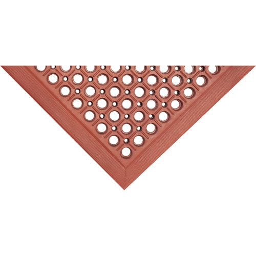 Competitor Series Mats, Slotted, 3' x 5' x 7/8", Orange, Natural Rubber Kelford