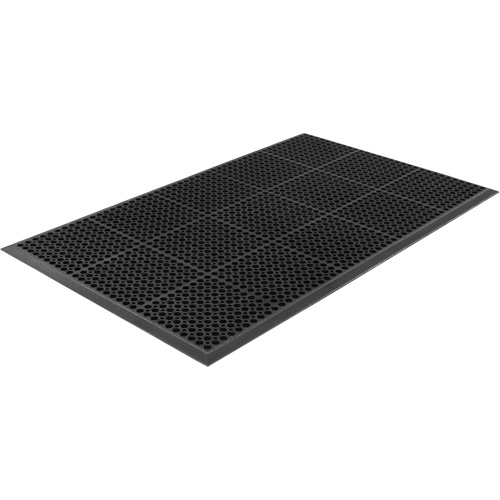 Competitor Series Mats, Slotted, 3' x 5' x 7/8", Black, Natural Rubber Kelford