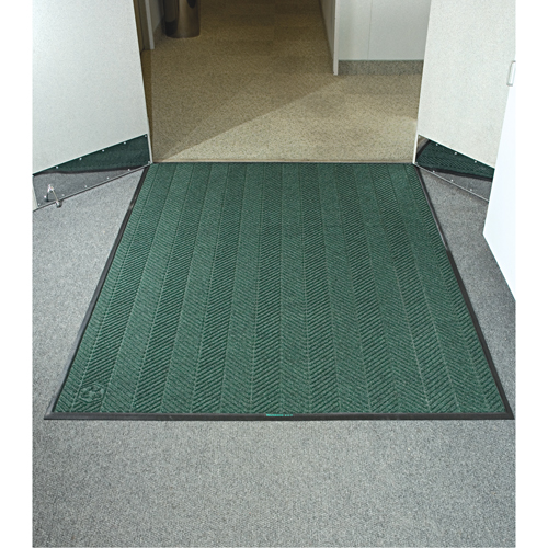 Tapis Waterhog Eco Elite, Essuie-pieds/grattoir, 6' x 6' x 3/8", Pin du sud Kelford