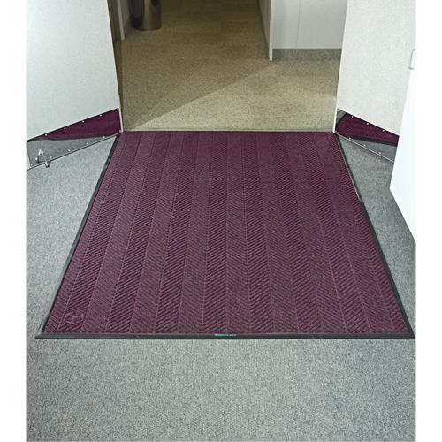 Waterhog&reg; Eco Elite Matting, Wiper/Scraper, 4' x 6' x 3/8", Maroon Kelford