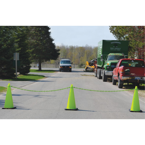 Traffic Cone & Chain Kit, 28", White Kelford