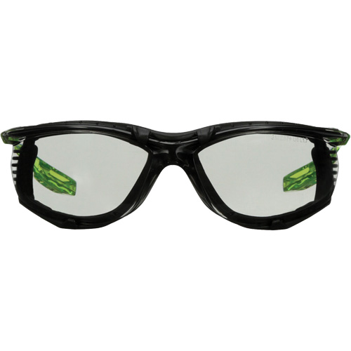 Lunettes de s&eacute;curit&eacute; de s&eacute;rie Solus CCS, Lentille Gris/Int&eacute;rieur/ext&eacute;rieur, Antibu&eacute;e/Anti-&eacute;gratignures, R&eacute;pond ou surpasse la norme CSA Z94.3 Kelford