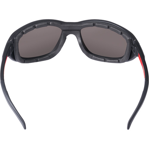 Lunettes de s&eacute;curit&eacute; performantes avec joint, Lentille Noir, Polaris&eacute;, R&eacute;pond ou surpasse la norme CSA Z94.3 Kelford