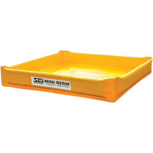 Berme de confinement compacte Mini-Berm en PVC jaune, Capacit&eacute; 34 gal. US, 3' la x 3' lo x 6" h Kelford