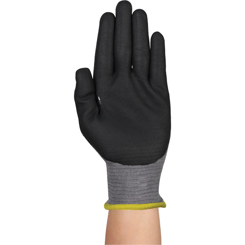Gants r&eacute;sistants &agrave; la coupe HYFLEX 11-584, Taille 5/2T-petit, Calibre 21, Rev&ecirc;tement Mousse de nitrile, Enveloppe en PEHP/Intercept, ASTM ANSI niveau A6/EN 388 niveau F Kelford