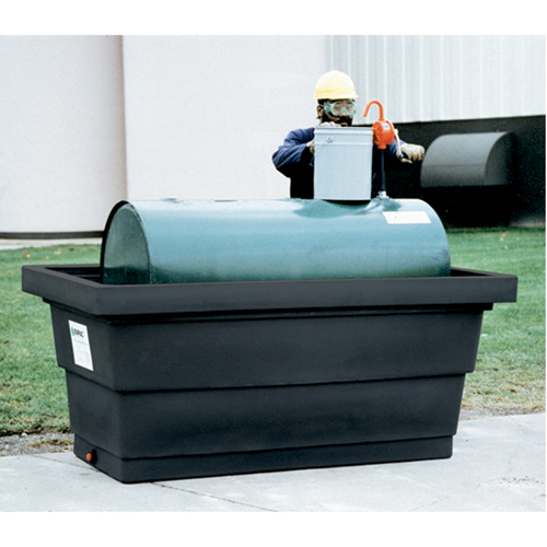 Poly-Tank&reg; Containment Unit 275 With Drain, 82.3" L x 45" W x 35.3" H, 275 US gal. Capacity Kelford
