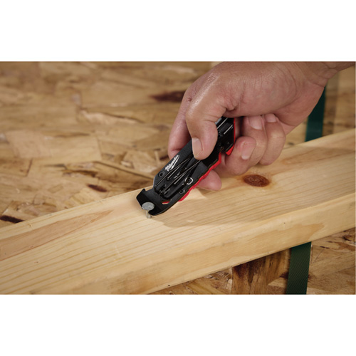 Multi-Function Compact Utility Knife Kelford