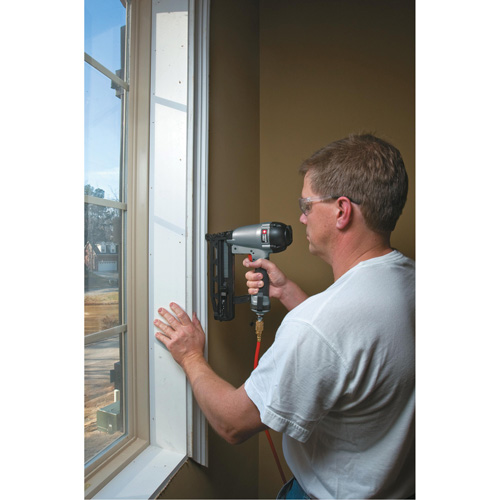 Ensemble de cloueuse de finition Kelford