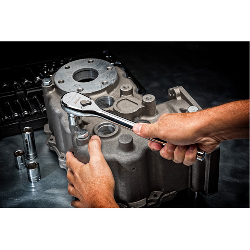 Jeu d'outils pour m&eacute;canicien &agrave; 6 pans SAE/m&eacute;triques 120XP Kelford