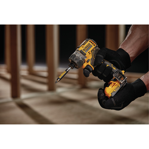 Xtreme Brushless Screwdriver Kit, 1/4", 12 V, 200 UWO Max. Torque, Lithium-Ion Battery Kelford