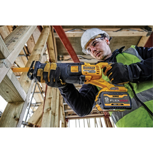 FlexVolt&reg; Max Brushless Reciprocating Saw Kit, 60 V, Lithium-Ion Battery, 0-3000 SPM Kelford