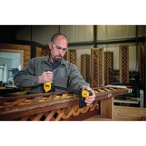 Serre-joint tr&egrave;s grand &agrave; g&acirc;chette, 24" (610 mm) Kelford