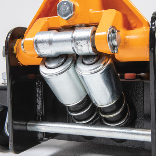 Heavy-Duty Floor Jack, 3 Ton(s) Capacity, 5-1/4" Lowered, 18-1/4" Raised, Manual Hydraulic Kelford