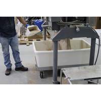 M&eacute;ga pelle &agrave; main, Plastique, Rouge, 128 oz. Kelford