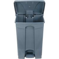 Step Garbage with Liner, Plastic, 12 US gal. Capacity JN512 | Kelford