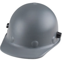 Casque de style casquette Fibre-Metal Roughneck P2 avec coque r&eacute;sistante &agrave; la chaleur, R&eacute;pond aux normes CSA type 1, Suspension Rochet, Non ventil&eacute; Kelford