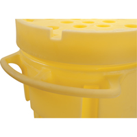 Trousse de lutte contre les d&eacute;versements de premi&egrave;re qualit&eacute;, Universel, Overpack/Baril de r&eacute;cup&eacute;ration, Absorbance de 95 gal. US Kelford