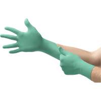 Gants d'examen Micro-Touch Affinity, T-petit, N&eacute;opr&egrave;ne, 6,3-mil, Sans poudre, Vert, Classe 2 Kelford