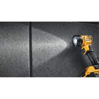 Lampe de travail Max, DEL, 110 lumens, 11 hres de fonctionnement, Bloc-pile Rechargeable, Plastique Kelford