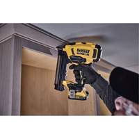 XR&reg; Cordless 18Ga Brad Nailer, 20 V, Lithium-Ion Kelford