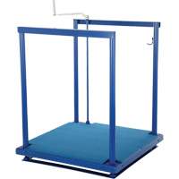 Ergonomic Posi-Crank Platform With Anti-Fatigue Mat, 36" W x 72" D, 500 lbs. Capacity, All-Welded VD460 | Kelford